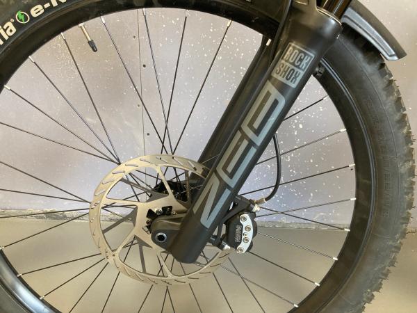 BERRIA Stratos "First Edition" (SRAM Powertrain-720Wh) Mullet E-MTB Fully - TESTRAD ABVERKAUF